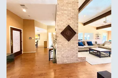3915 Pleasant Valley Drive, Missouri City, TX 77459 - Photo 17