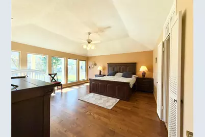 3915 Pleasant Valley Drive, Missouri City, TX 77459 - Photo 33