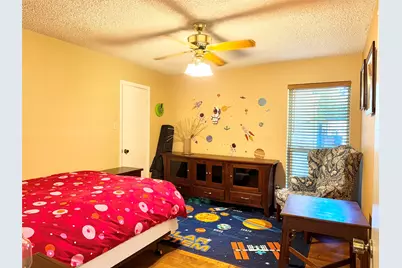3915 Pleasant Valley Drive, Missouri City, TX 77459 - Photo 29