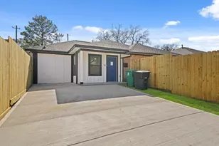 4154 Erby St, Houston, TX 77087 - Photo 1