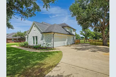 4002 Wentworth Drive, Fulshear, TX 77441 - Photo 45