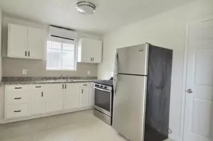 3823 Mt Pleasant St, Houston, TX 77021 - Photo 3