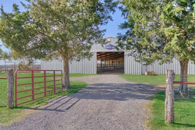 22199 Interstate Highway 45 Feeder N, Buffalo, TX 75831 - Photo 43