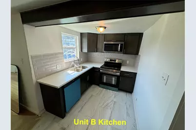 8214 Livingston Street #B, Houston, TX 77051 - Photo 7