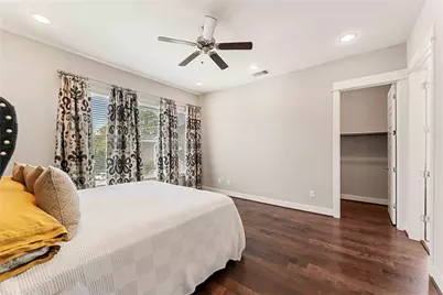 434 Yale Oaks Lane, Houston, TX 77091 - Photo 17