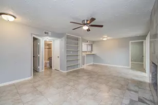 10555 Turtlewood Ct, Houston, TX 77072 - Photo 9