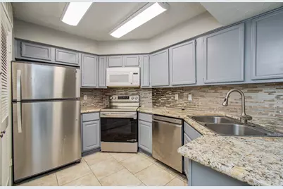 10555 Turtlewood Court #2802, Houston, TX 77072 - Photo 15