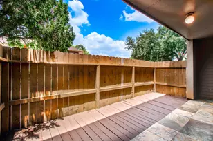 10555 Turtlewood Ct, Houston, TX 77072 - Photo 5
