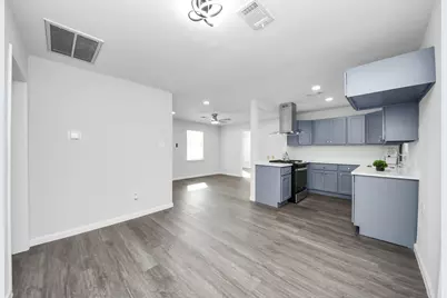 6511 Mohawk Street, Houston, TX 77016 - Photo 9