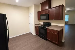 404 Gordon Dr, Livingston, TX 77351 - Photo 21