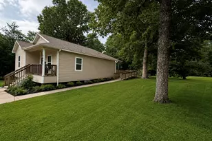 404 Gordon Dr, Livingston, TX 77351 - Photo 7