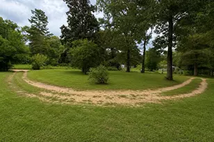 404 Gordon Dr, Livingston, TX 77351 - Photo 11