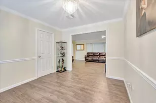 129 Coral Bay Dr, League City, TX 77573 - Photo 11