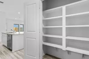 10710 Sage Bend Dr, Beasley, TX 77417 - Photo 7