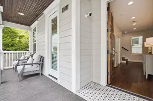 1425 W 23rd St, Houston, TX 77008 - Photo 11
