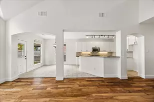 1330 Summer Terrace Dr, Sugar Land, TX 77479 - Photo 11