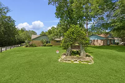 2102 Casa Rio Circle, Dickinson, TX 77539 - Photo 3