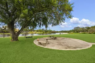 2102 Casa Rio Cir, Dickinson, TX 77539 - Photo 19