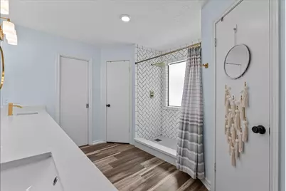 202 Harborcrest  Drive, Seabrook, TX 77586 - Photo 25