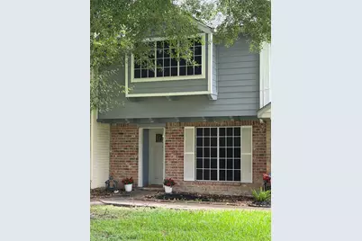 3208 Indian Trail #6, Baytown, TX 77521 - Photo 1