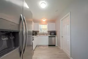 1803 Bayou Homes Dr, Galveston, TX 77551 - Photo 13