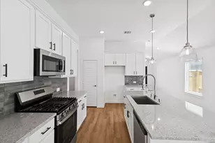 812 Vlg Brk Dr, Willis, TX 77378 - Photo 19