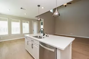 2008 Harrow Oak Ln, Pearland, TX 77089 - Photo 17