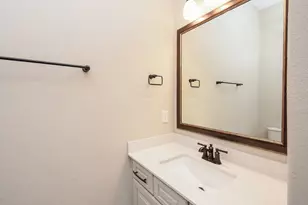 2008 Harrow Oak Ln, Pearland, TX 77089 - Photo 29