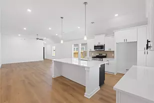 410 Magnetic Hill Dr, Crosby, TX 77532 - Photo 9