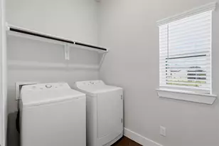 1444 W 34th 1/2 St, Houston, TX 77018 - Photo 13