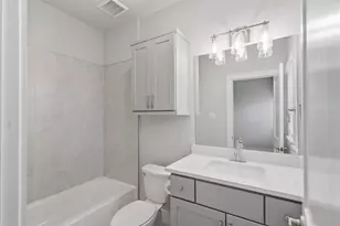 1444 W 34th 1/2 St, Houston, TX 77018 - Photo 5