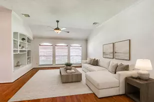 1718 Bumelia Ct, Sugar Land, TX 77479 - Photo 5