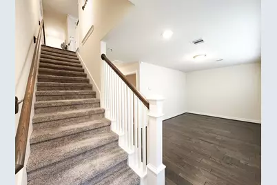 10717 Madden Oaks Place, Houston, TX 77043 - Photo 5