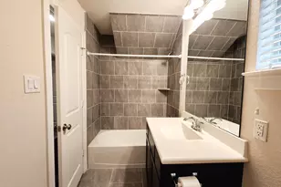 10717 Madden Oaks Pl, Houston, TX 77043 - Photo 9