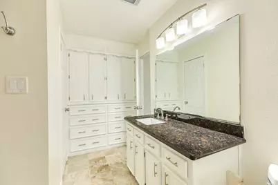 56 Garland Court, Lake Jackson, TX 77566 - Photo 17