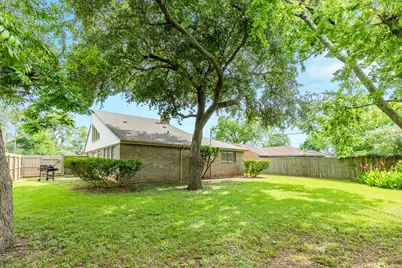 56 Garland Court, Lake Jackson, TX 77566 - Photo 25