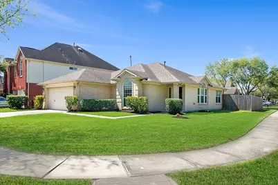3218 Windy Cape Lane, League City, TX 77573 - Photo 3