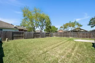 3218 Windy Cape Ln, League City, TX 77573 - Photo 21