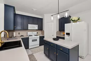 3218 Windy Cape Ln, League City, TX 77573 - Photo 1