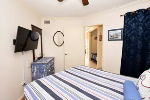 6300 Seawall Blvd, Galveston, TX 77551 - Photo 17