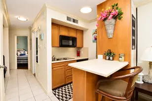 6300 Seawall Blvd, Galveston, TX 77551 - Photo 9