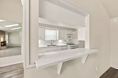 9855 Sagebud Lane, Houston, TX 77089 - Photo 9
