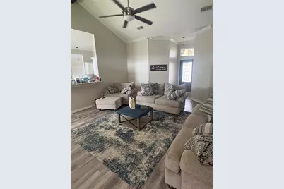 5645 Kathy Lane, Beaumont, TX 77713 - Photo 5