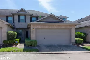 2943 Meadowglen Crest, Houston, TX 77082 - Photo 3