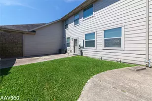 2943 Meadowglen Crest, Houston, TX 77082 - Photo 25