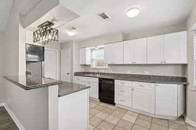 3214 Whitesail Drive, League City, TX 77573 - Photo 7