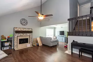 15438 Woodhorn Dr, Houston, TX 77062 - Photo 3