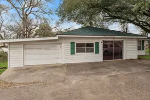 3102 Montgomery Rd, Huntsville, TX 77340 - Photo 9