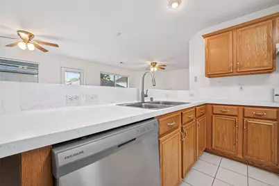 10027 Encino Cove Court, Houston, TX 77064 - Photo 15
