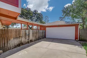 7626 Cypress Dr, Humble, TX 77396 - Photo 39